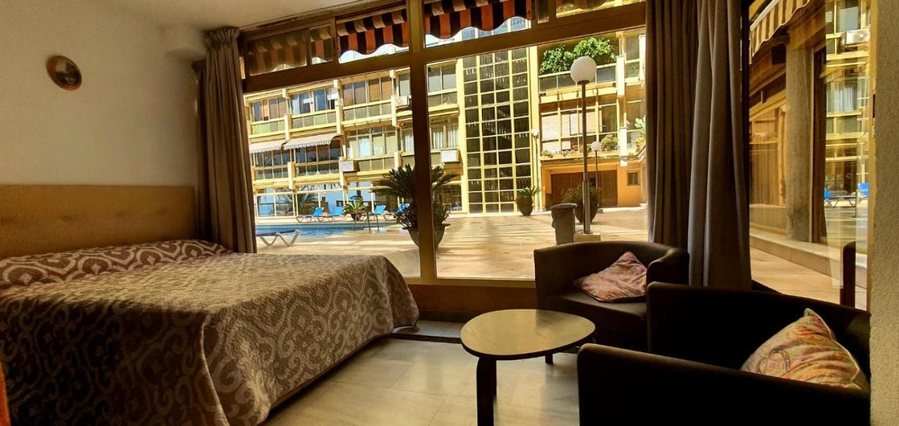 Primera Linea De Playa Apartamento Marbella
